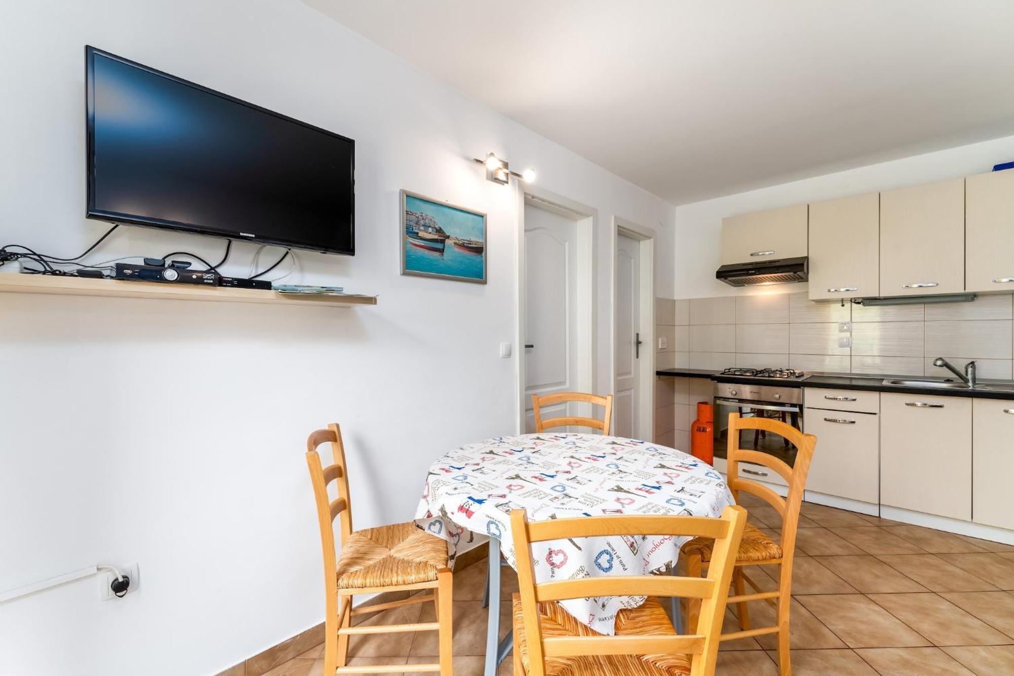 Apartments With A Parking Space Baska, Krk - 13907 Δωμάτιο φωτογραφία